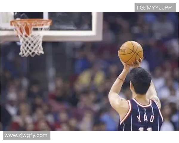 巨人姚明的精彩瞬间与篮球传奇生涯的回顾与展望