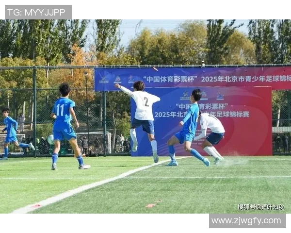 带多的足球明星如何在赛场上闪耀光芒与生活中展现个性魅力