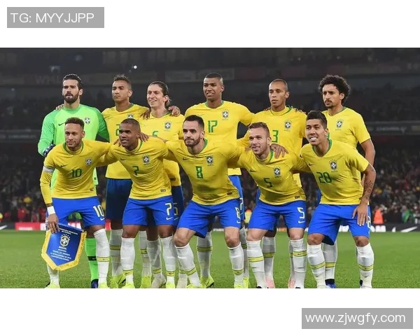 足球明星咔咔的全名揭秘及其在足球界的辉煌成就与影响力分析