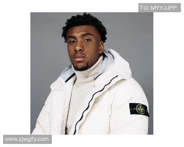 足球明星时尚穿搭趣事大揭秘让你笑翻天的搞笑文案合集